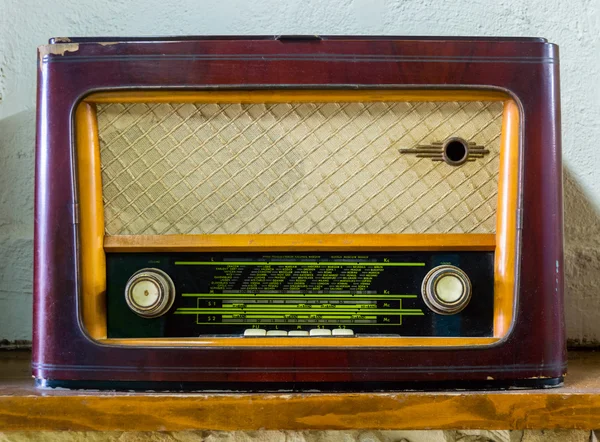 Antigua radio vintage - Stock de imagen —  Fotos de Stock