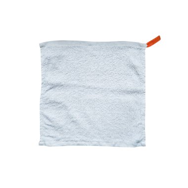 Beyaz arkaplanda beyaz, boş kumaş örtüler var.