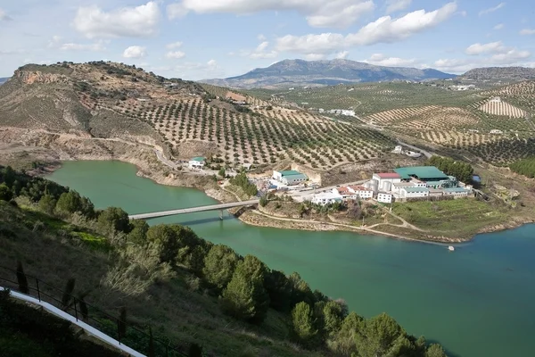 Reservatório de Iznajar, província de Córdoba, Andaluzia, Espanha — Fotografia de Stock