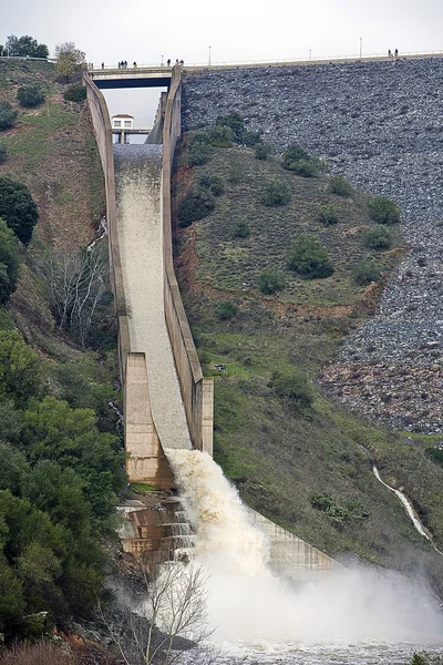 Spillway of the dam of the Yeguas — Stock Photo, Image