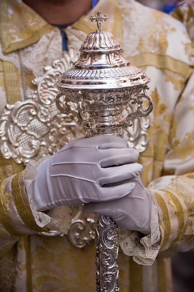 Dalmatic or white robe in a liturgical act of Holy Week, sceptre of silver, Spain — Stock Photo, Image