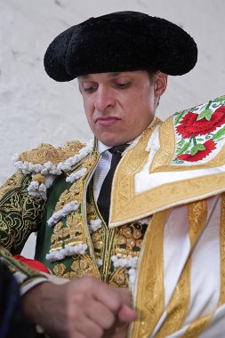 paseillo veya ilk tören için giyinmek İspanyol Boğa güreşçisi el juli