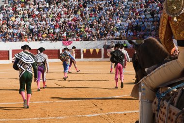 paseillo ya da ilk tören izlemektir. andujar Arena, boğa güreşi