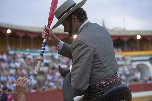 安东尼奥 domecq，骑在马背上的斗牛士西班牙语 — 图库照片