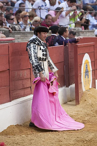 Bullfighter com o Cabo antes da tourada — Fotografia de Stock