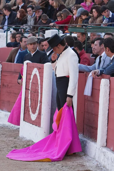 Bullfighter with the Cape before the Bullfight — Stock Photo, Image