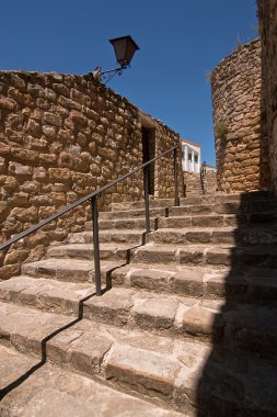 mudejar Kulesi'nin yanında merdiven