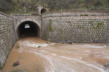 rezervuar jandula, granit ve jandula Reservoir slate dağ kazılan tünel