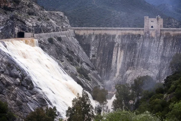 Panoramic view of the dam at the reservoir of Jandula, near Andujar — Stock Photo, Image