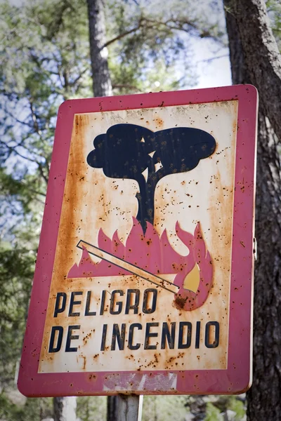 Señal de advertencia de peligro de incendio, España — Foto de Stock