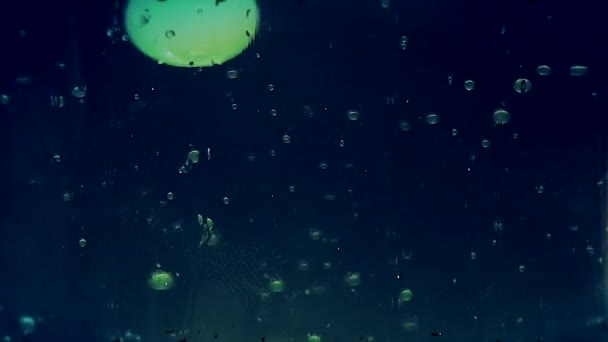 浮在水里的油滴 — 图库视频影像