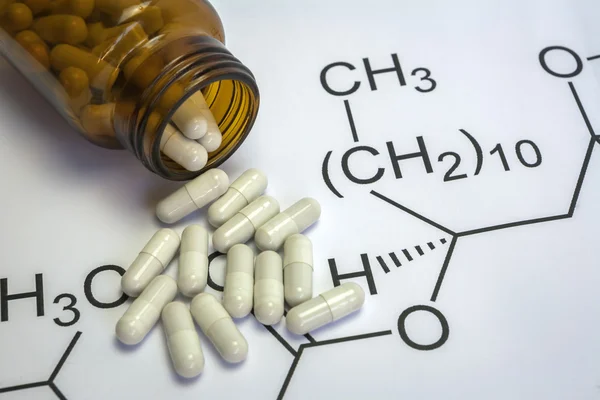 Kemi vetenskap formel och piller, medicin symbolen — Stockfoto