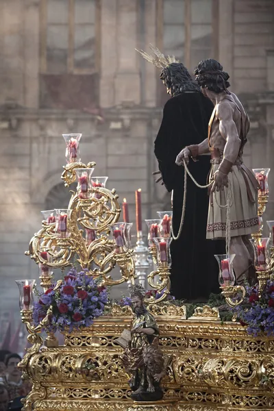 Brotherhood of Jesus corsage making station of penitence in fron — Stock Photo, Image