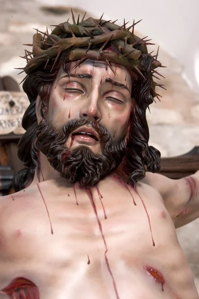 Figure of Jesus on the cross carved in wood by the sculptor Jos — Stock Photo, Image