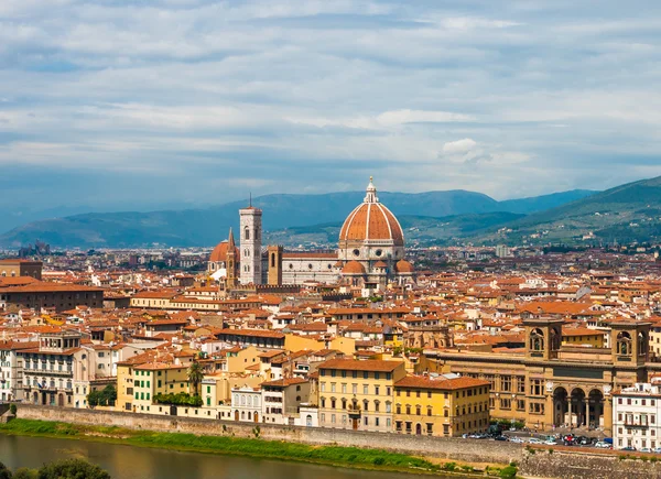 Kathedrale von Santa Maria del Fiore — Stockfoto