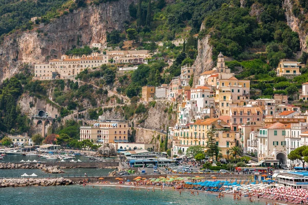 İtalya amalfi şehrin havadan görünümü — Stok fotoğraf