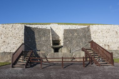 Newgrange İrlanda