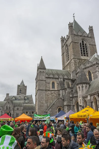 DUBLINO, IRLANDA - 17 MARZO: Parata di San Patrizio a Dublino — Foto Stock