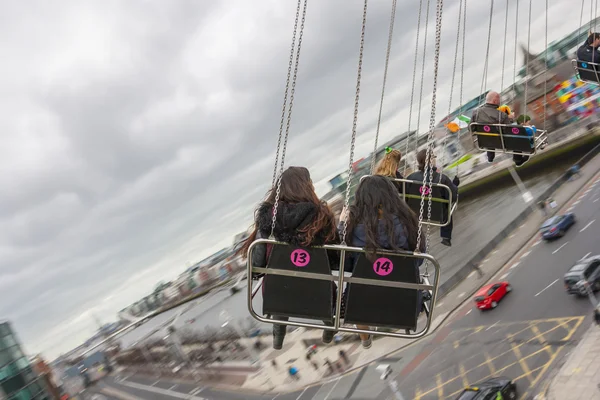 DUBLÍN, IRLANDA - 17 DE MARZO: Feria del Día de San Patricio en Dublín , —  Fotos de Stock