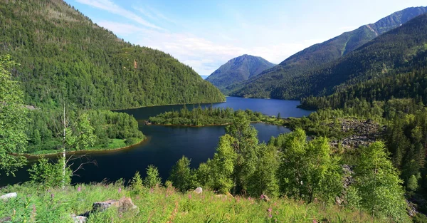 Sable lakes. Khamar-Daban, southern Near-Baikal territory. — Stock Photo, Image