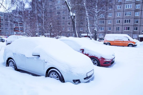 Cars Parking Covered Snow Snowbank Snowfall Blizzard Winter — Stock Photo, Image