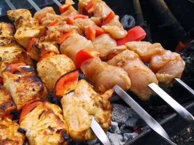 geleneksel şiş kebap