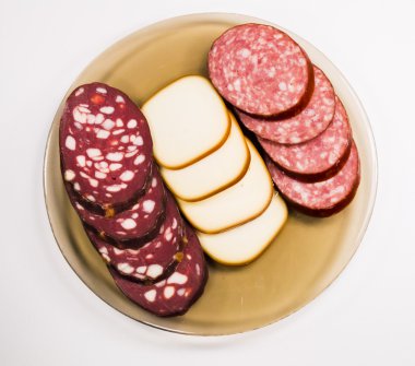 Sulu sosis ve füme peynir 