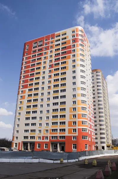 Nieuw huis in aanbouw — Stockfoto