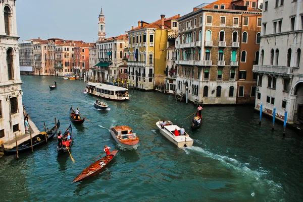 Venedik - büyük kanal manzaralı acedemy Köprüsü'nden