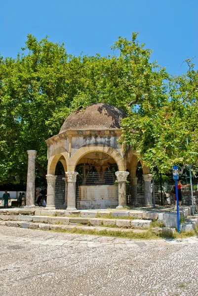 La plaque du platane d'Hippocrate sur l'île de Kos, Grèce — Photo