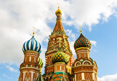 Kızıl Meydan ve st basil