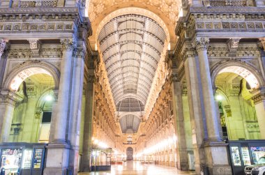 Vittorio emanuele Galerisi giriş piazza Duomo, milan