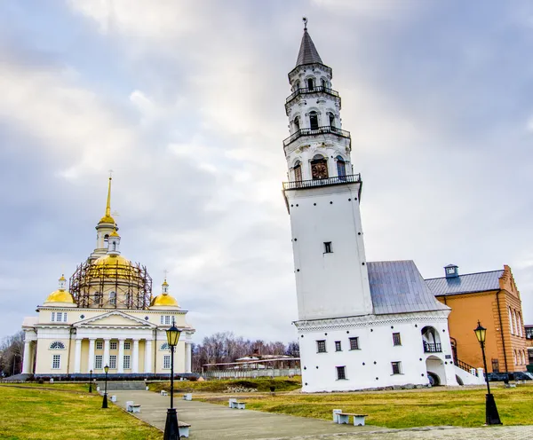 Torre inclinada de Nevyansk, Rússia — Fotografia de Stock