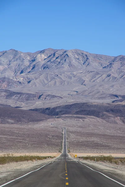 Autopista al Parque Nacional del Valle de la Muerte —  Fotos de Stock
