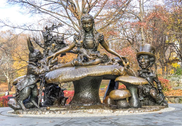 Monumento a Alicia en el País de las Maravillas, Nueva York —  Fotos de Stock