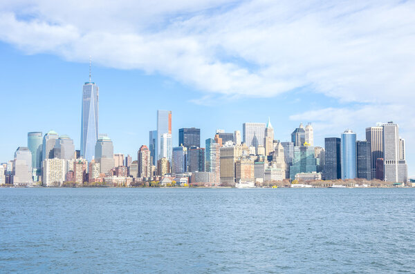 Manhattan skyline from Hudson river