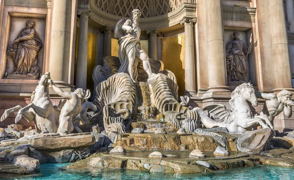 Replik des Trevi-Brunnens im Caesars-Palast, las vegas — Stockfoto