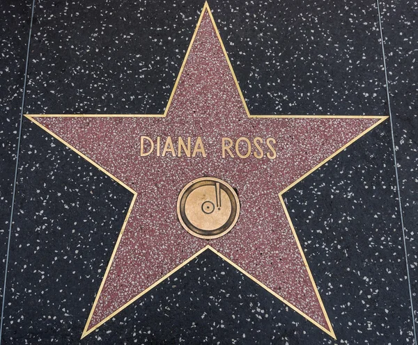 戴安娜罗斯明星在星光大道上 — 图库照片