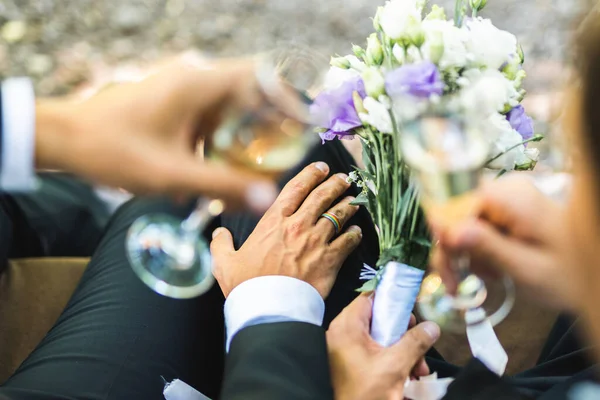 Casal Homossexual Celebrando Seu Próprio Casamento Casal Lbgt Cerimônia Casamento — Fotografia de Stock