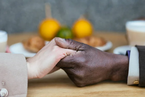 Storytelling Image Multiethnic Senior Couple Love — Stock Photo, Image