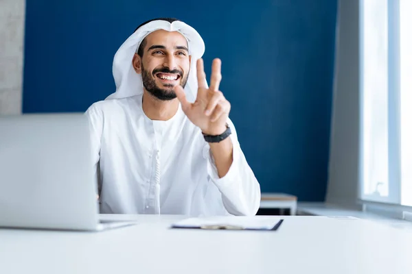 Handsome Man Dish Dasha Working His Business Office Dubai Portraits — Stock Photo, Image