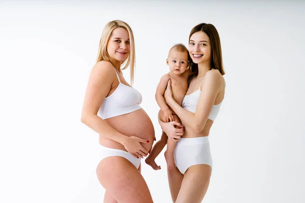 Mulher Grávida Feliz Com Barriga Grande Bela Mãe Com Bebê — Fotografia de Stock