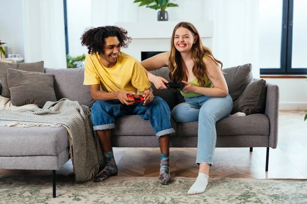 Modern Multiethnic Unstereotyped Couple Playing Videogames Home Stereotyped Boyfriend Girlfriend — Stock Photo, Image