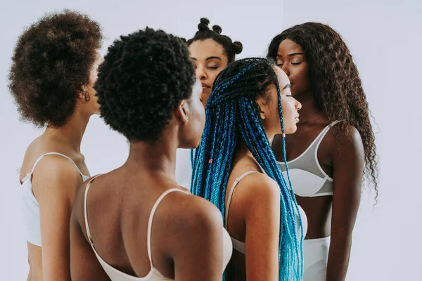 Retrato Beleza Belas Mulheres Negras Vestindo Roupa Interior Lingerie Jovens — Fotografia de Stock