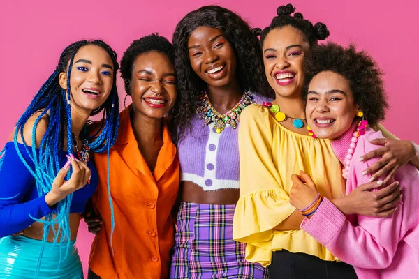 Portrait Beauté Belles Femmes Noires Portant Des Vêtements Élégants Colorés — Photo