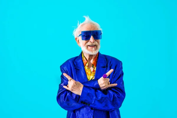 Cool Senior Man Fashionable Clothing Style Portrait Colored Background Funny — Foto Stock