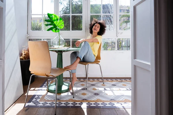 Beautiful Latino Young Woman Home Pretty South American Curly Hair — Stock Photo, Image