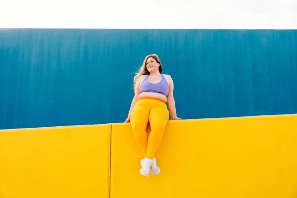 Beautiful Cheerful Size Young Woman Outdoors Pretty Overweight Curvy Female — Stock Photo, Image