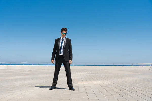 Happy Handsome Adult Businessman Wearing Elegant Suit Standing Outdoors Full — Stockfoto