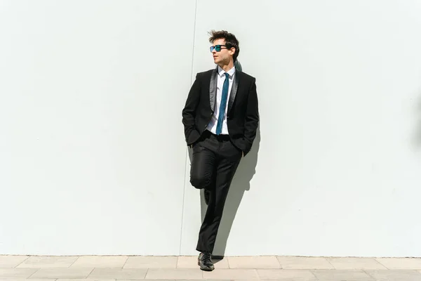 Happy Handsome Adult Businessman Wearing Elegant Suit Standing Outdoors Full — Stockfoto